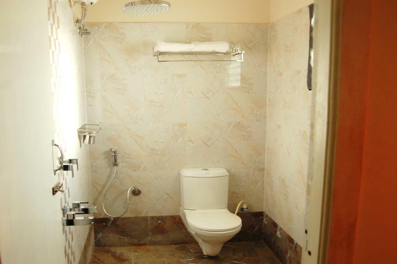 Star Residency Hotell Tiruchirappalli Exteriör bild