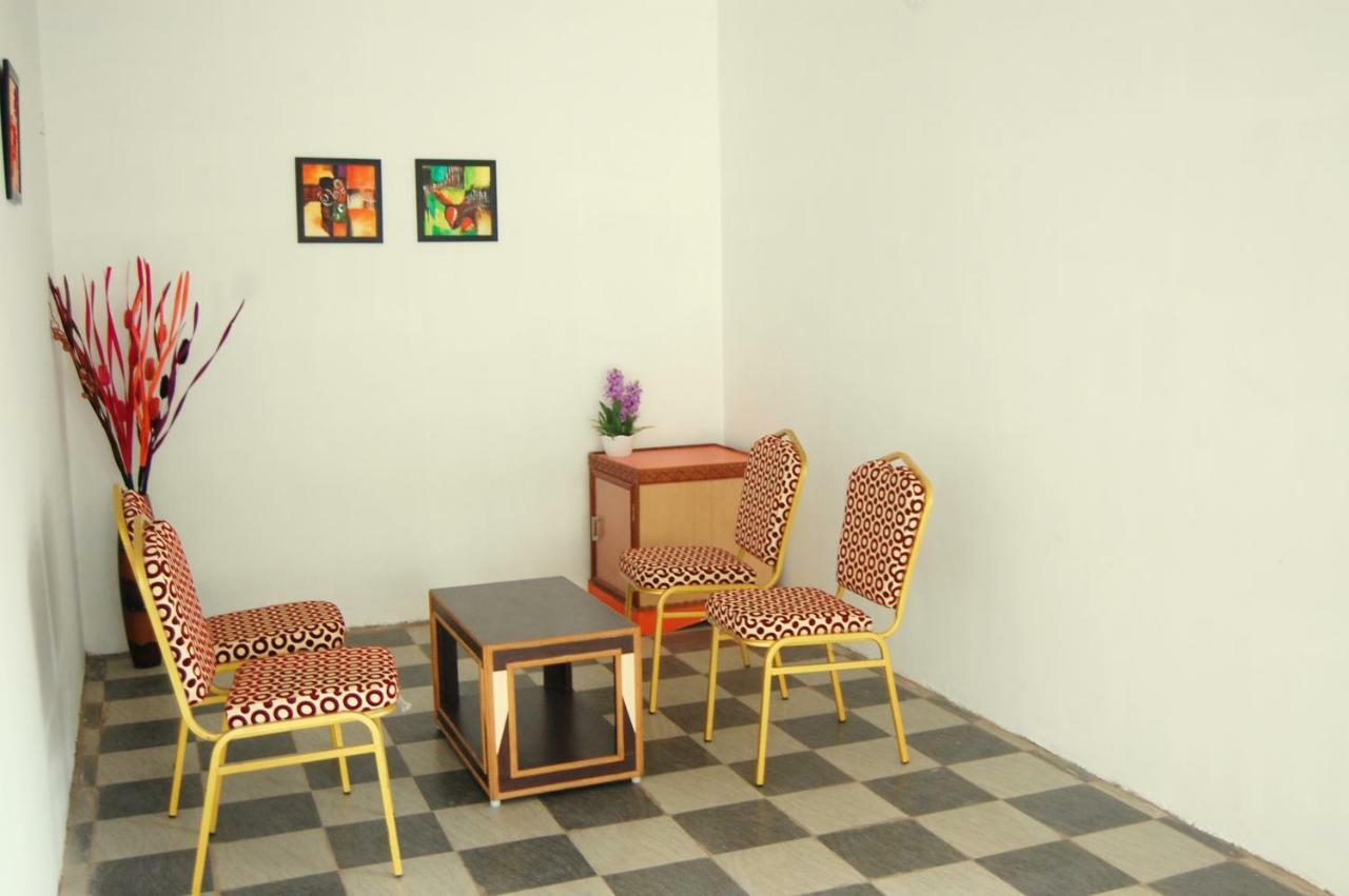 Star Residency Hotell Tiruchirappalli Exteriör bild