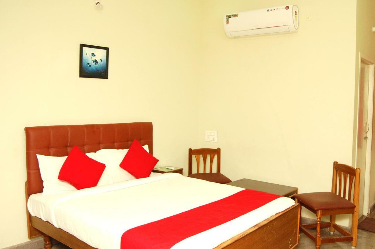 Star Residency Hotell Tiruchirappalli Exteriör bild